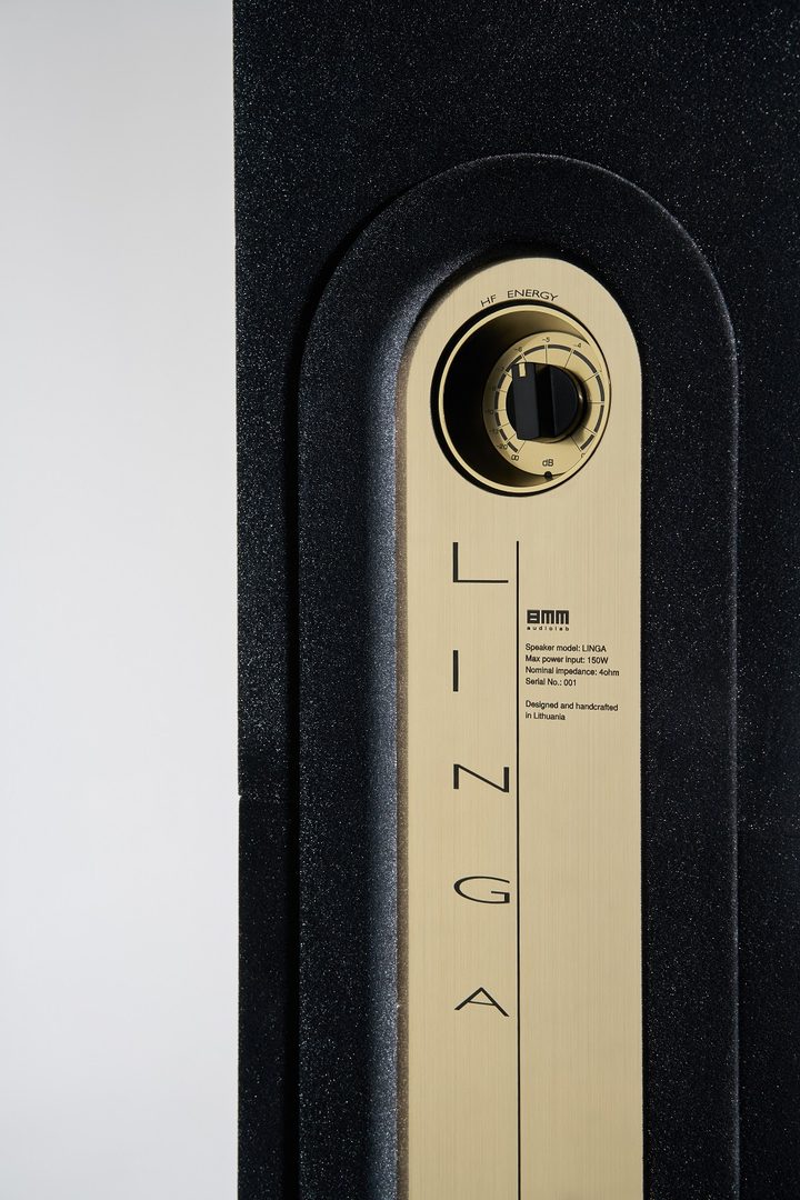 8MM proudly present LINGA speakers
