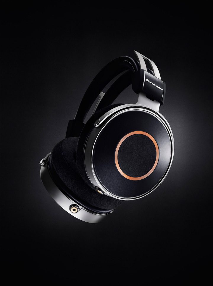 Pioneer SE-Monitor 5 headphones